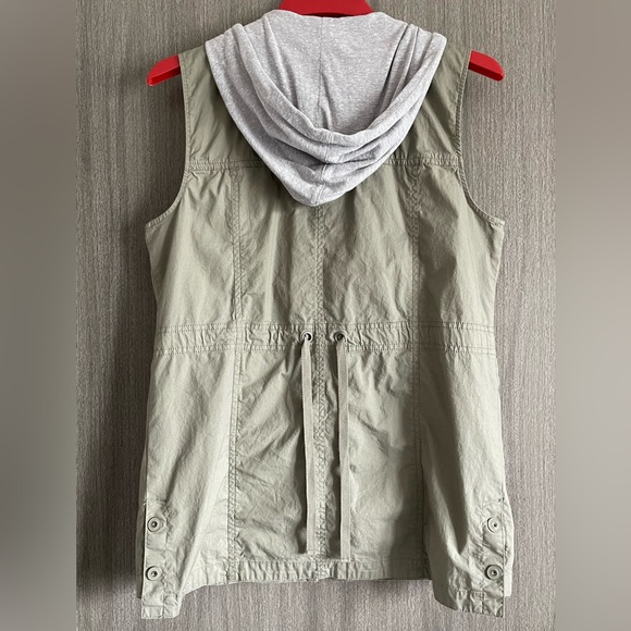 Tribal Hooded Vest - Cargo Pockets & Olive Grey - Size Medium - Picture 8 of 16
